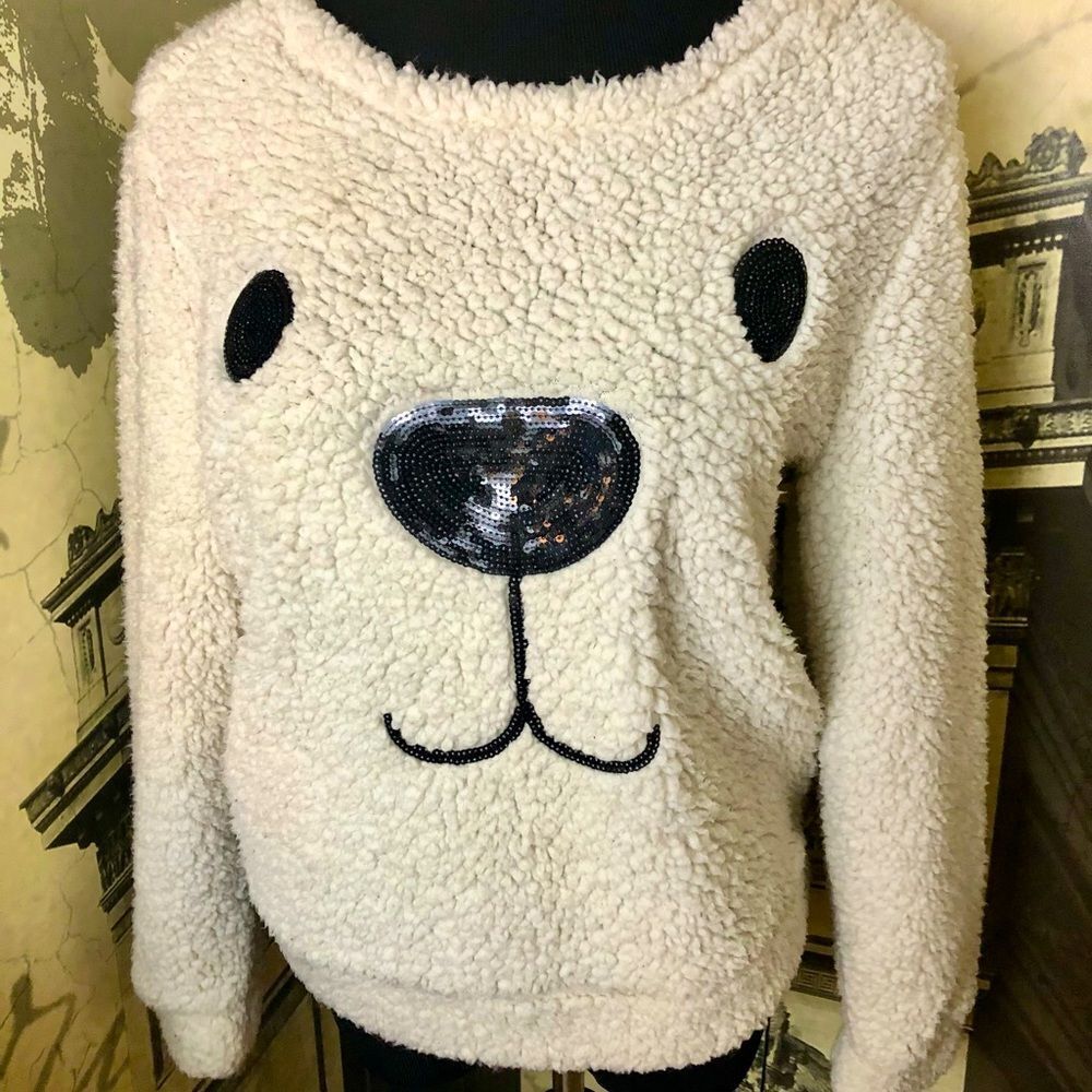 Cute comfy sweater by Chance or Fate